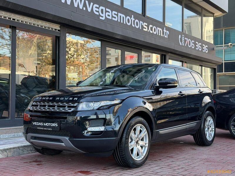 Galeriden Land Rover Range Evoque 2.0 Si4 Pure 2012 Model İstanbul 35.000 km Siyah