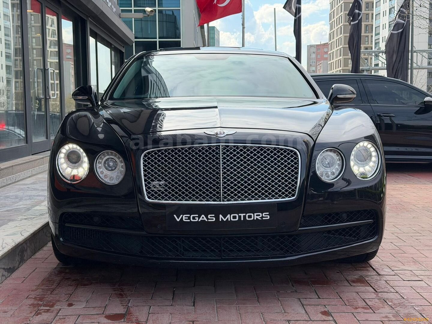 Galeriden Bentley Flying Spur 4.0 2014 Model İstanbul 74.350 km Siyah 3