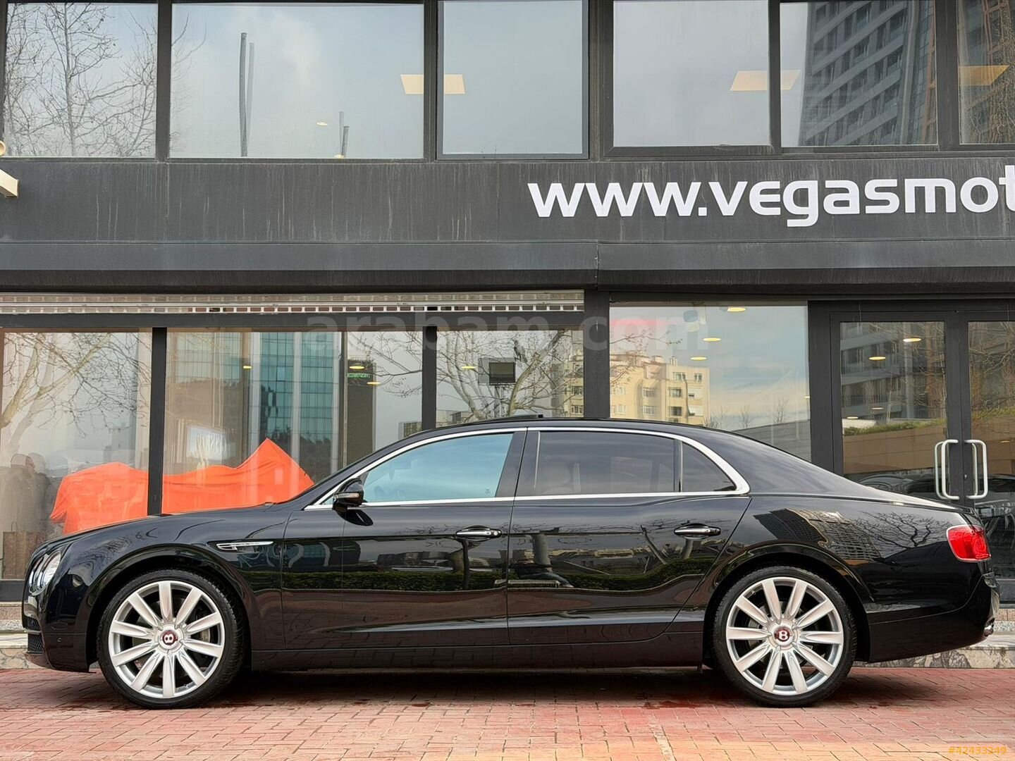 Galeriden Bentley Flying Spur 4.0 2014 Model İstanbul 74.350 km Siyah 5