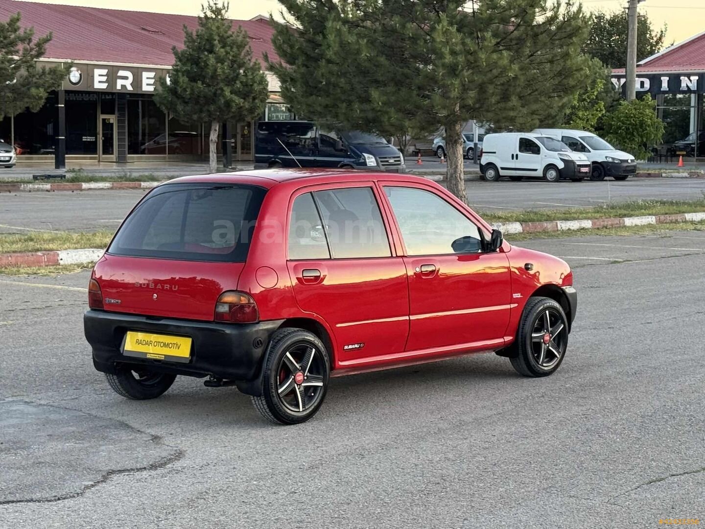 Galeriden Subaru Vivio GL 1994 Model Sivas 38.000 km Kırmızı 7