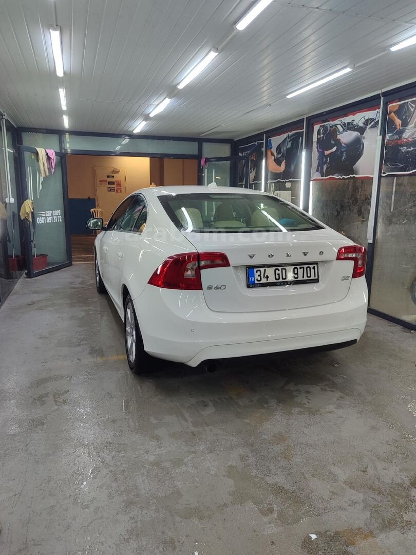 Sahibinden Volvo S60 1.6 D Advance 2014 Model Ankara 212.000 km Beyaz 2