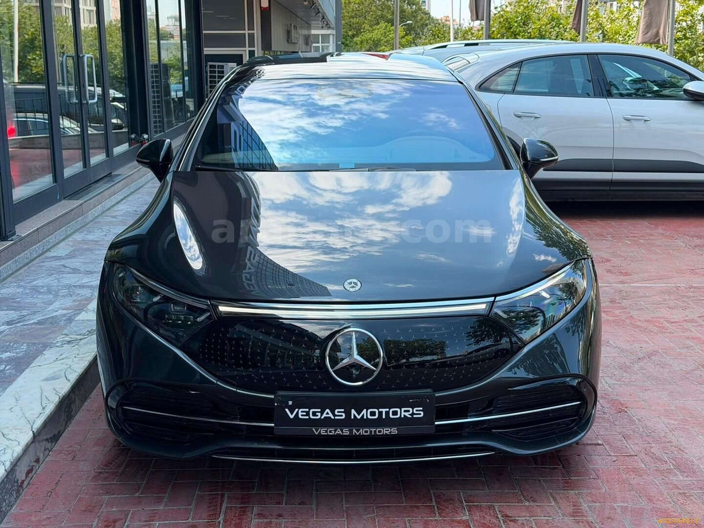 Galeriden Mercedes - Benz EQS 450+ 2023 Model İstanbul 48.450 km Gri 4