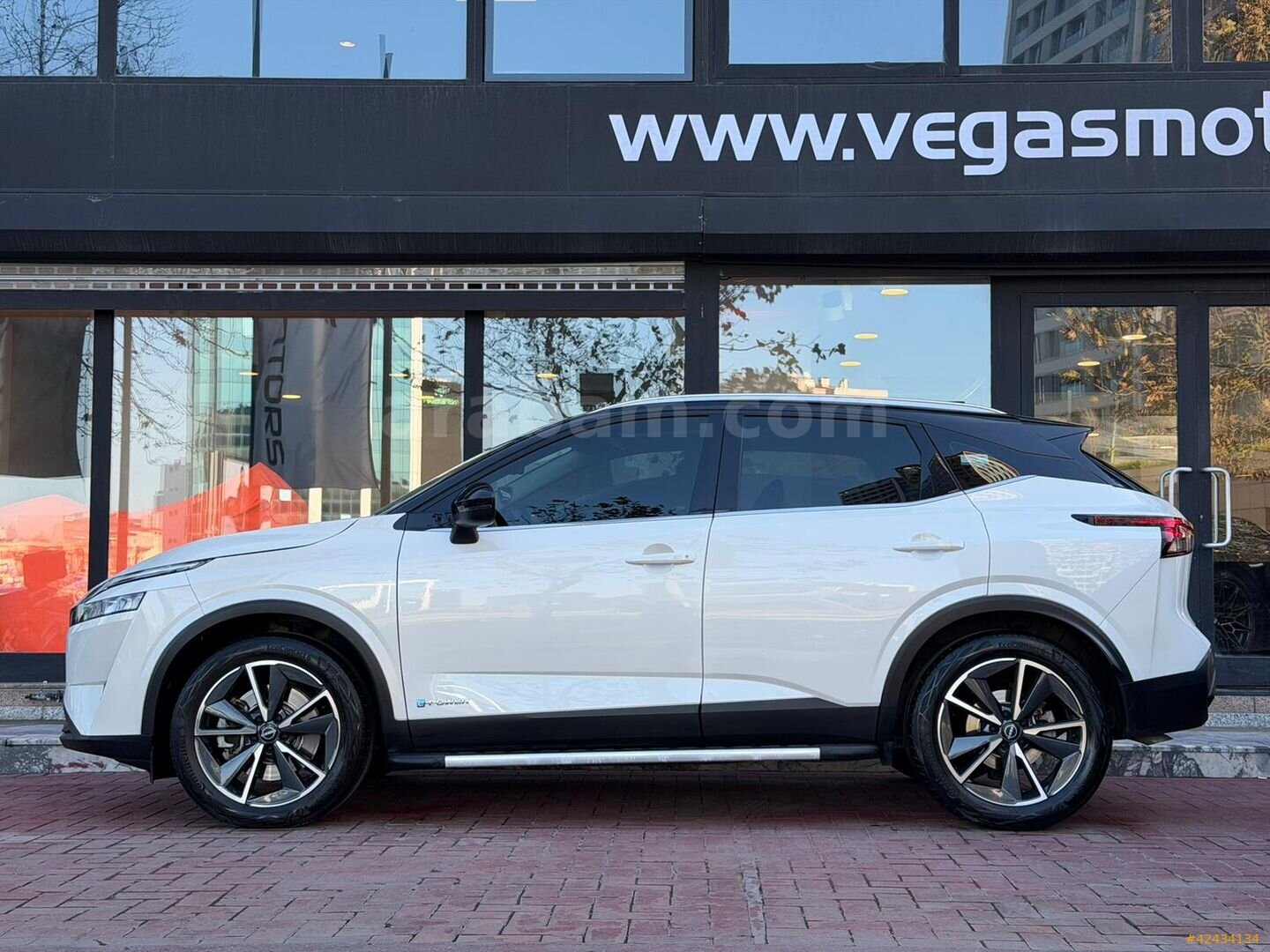 -VEGAS MOTORS-2023 QASHQAİ 1.5e-POWER CAM TAVAN E.BAGAJ KÖR NKT 5