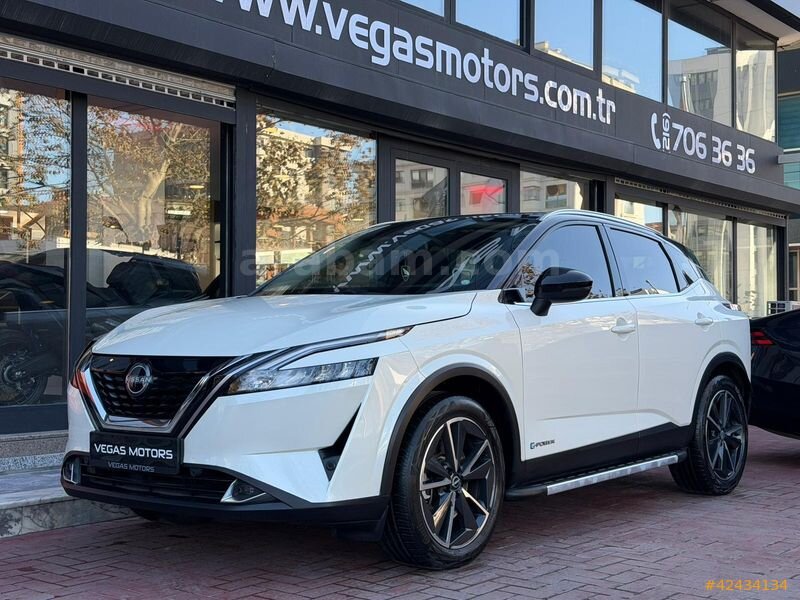 -VEGAS MOTORS-2023 QASHQAİ 1.5e-POWER CAM TAVAN E.BAGAJ KÖR NKT