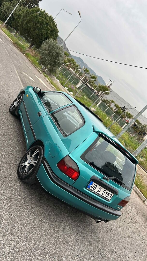 Sahibinden Nissan Sunny 2.0 DLX 1995 Model İzmir 228.800 km Yeşil 6