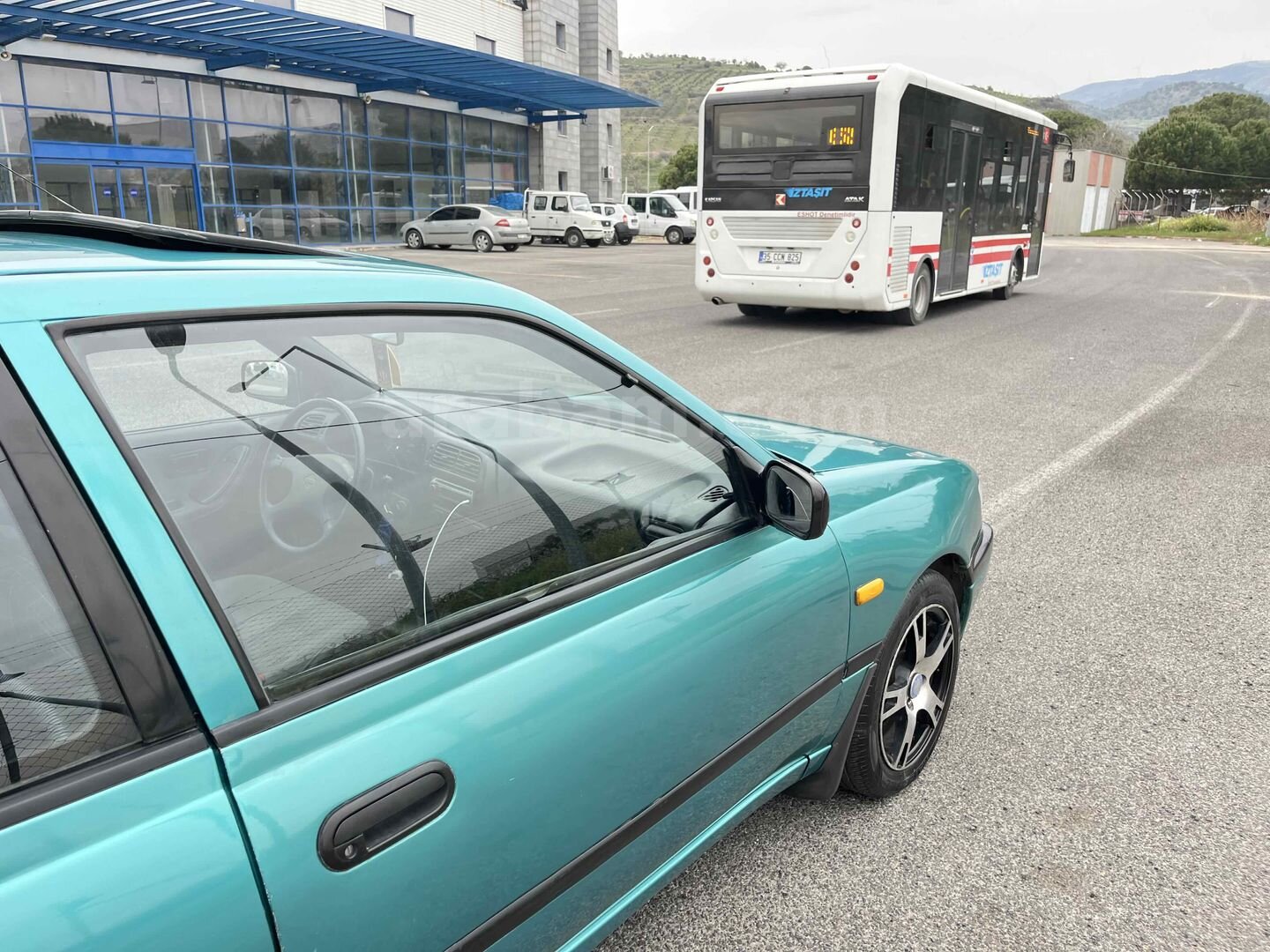 Sahibinden Nissan Sunny 2.0 DLX 1995 Model İzmir 228.800 km Yeşil 4