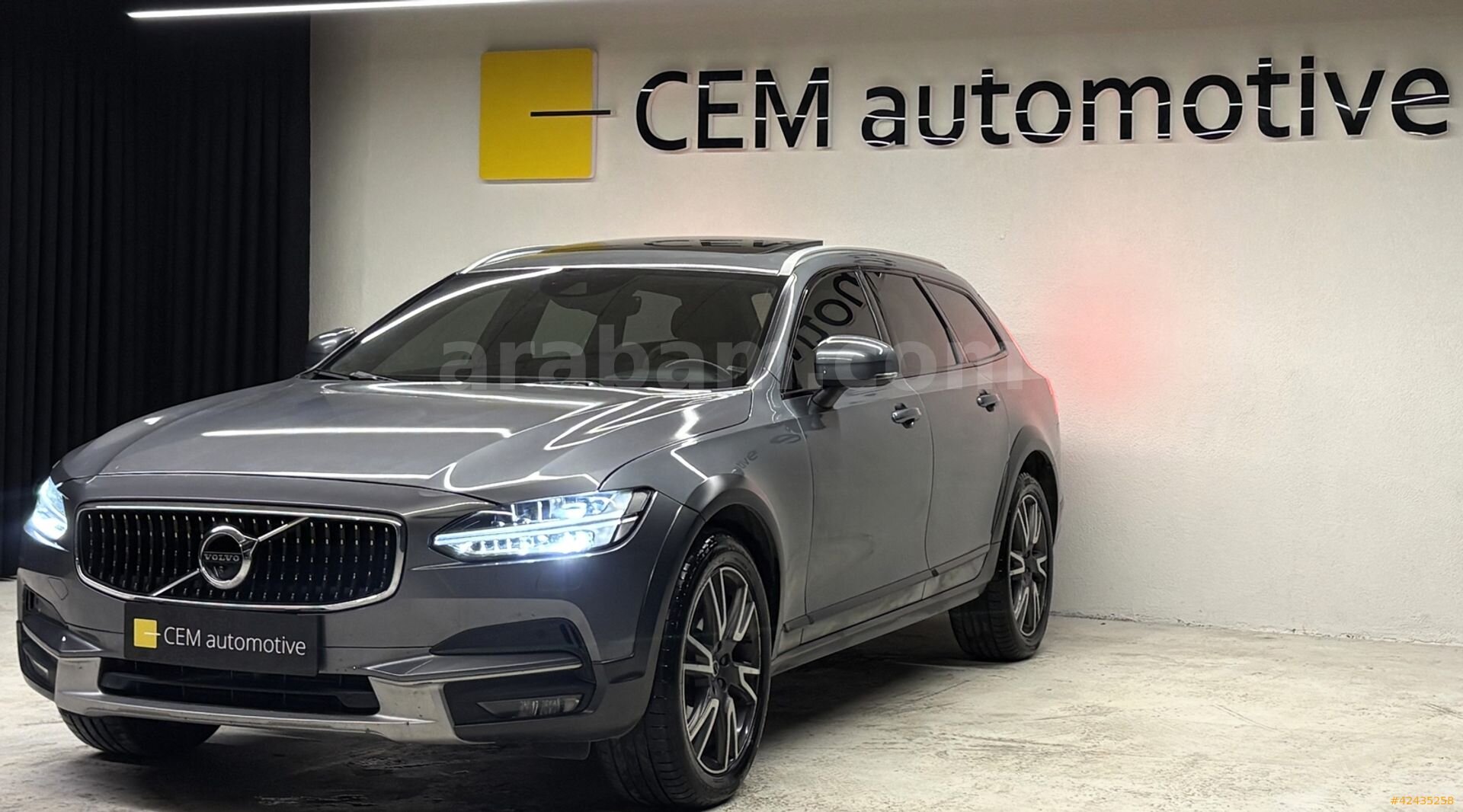 Galeriden Volvo V90 Cross Country 2.0 D D5 Pro 2020 Model Ankara 127.000 km Gri 5
