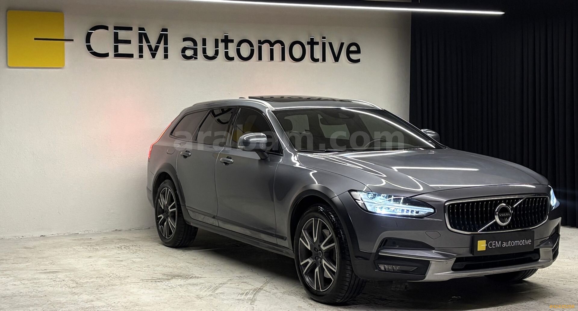 Galeriden Volvo V90 Cross Country 2.0 D D5 Pro 2020 Model Ankara 127.000 km Gri 3