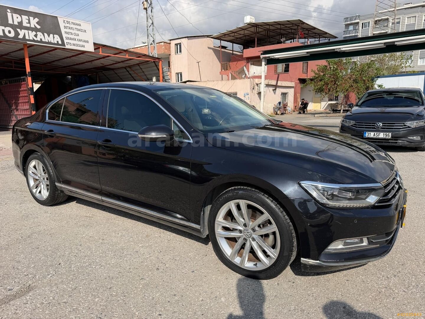 Galeriden Volkswagen Passat 1.4 TSi BlueMotion Highline 2015 Model Hatay 198.000 km Siyah 3