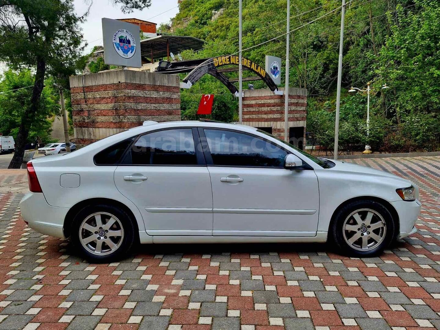 Sahibinden Volvo S40 1.6 D Dynamic 2011 Model İzmir 173.000 km Beyaz 4