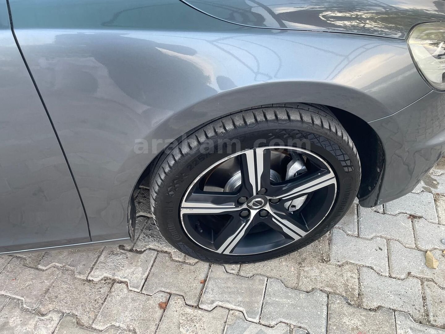 Sahibinden Volvo V40 1.5 R-Design Plus 2016 Model Hatay 189.650 km Gri (metalik) 2