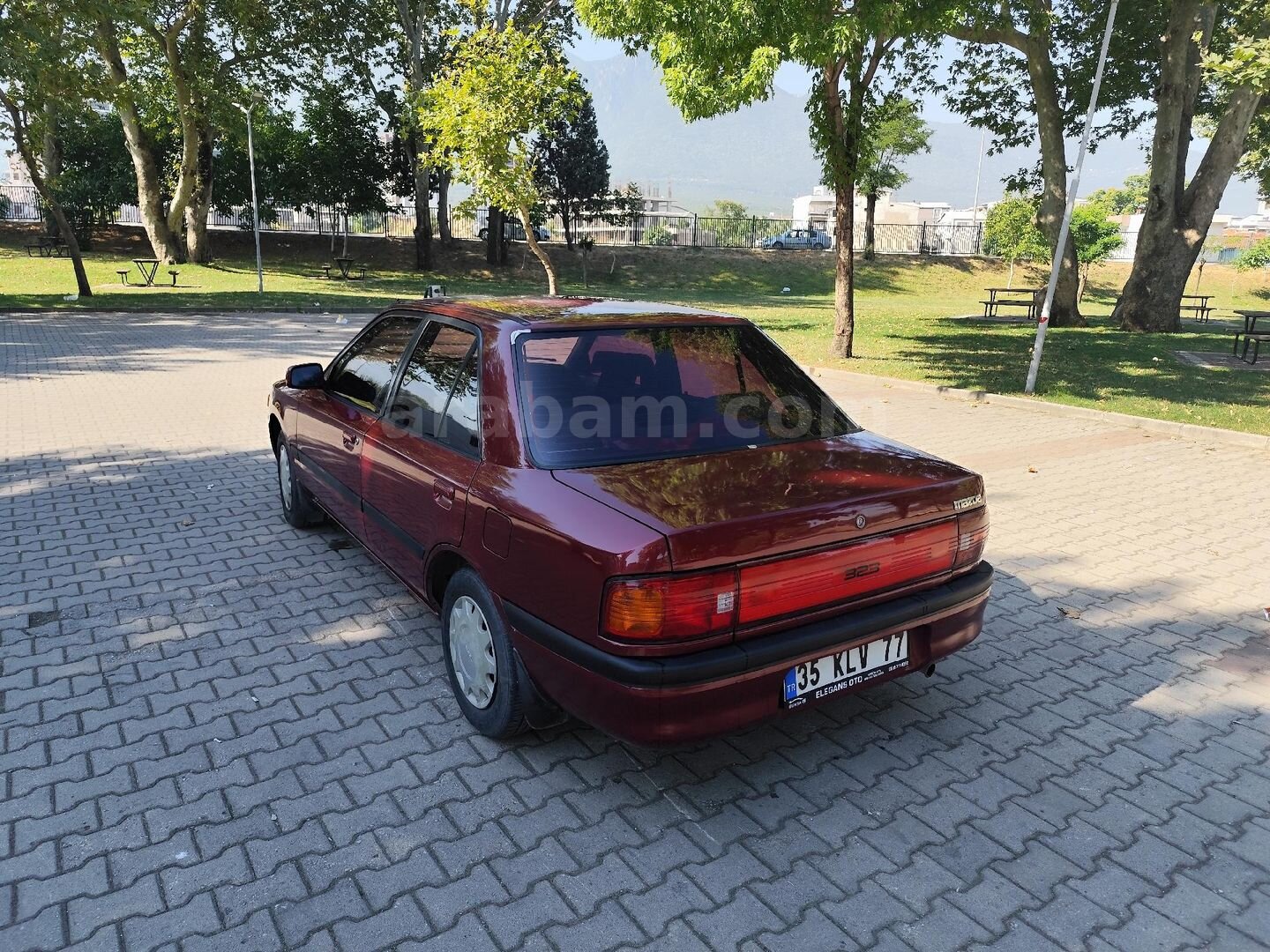 Sahibinden Mazda 323 1.6 GLX 1994 Model Bursa 303.000 km Bordo 6