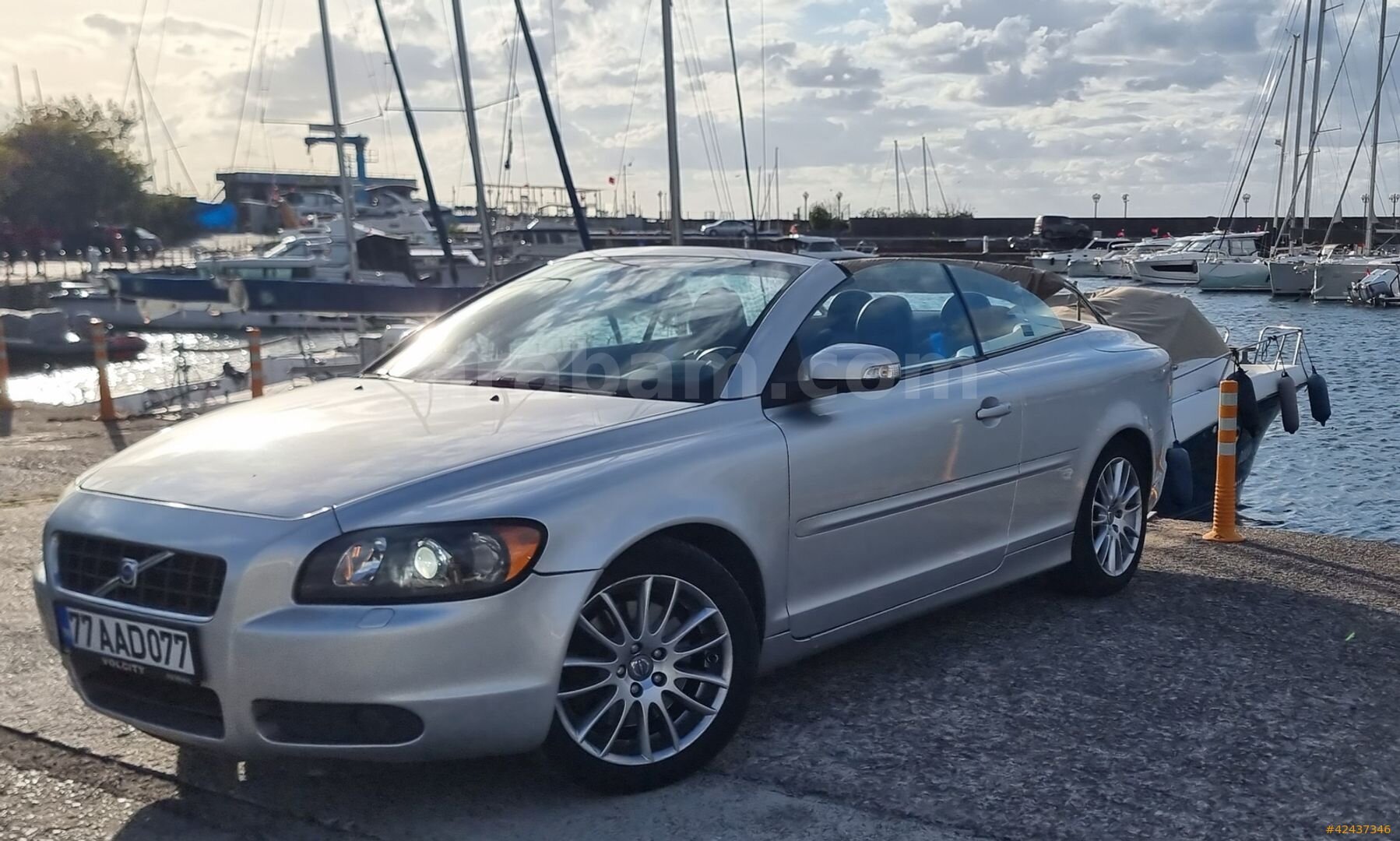 Galeriden Volvo C70 2.5 2008 Model İstanbul 176.000 km Gri 1