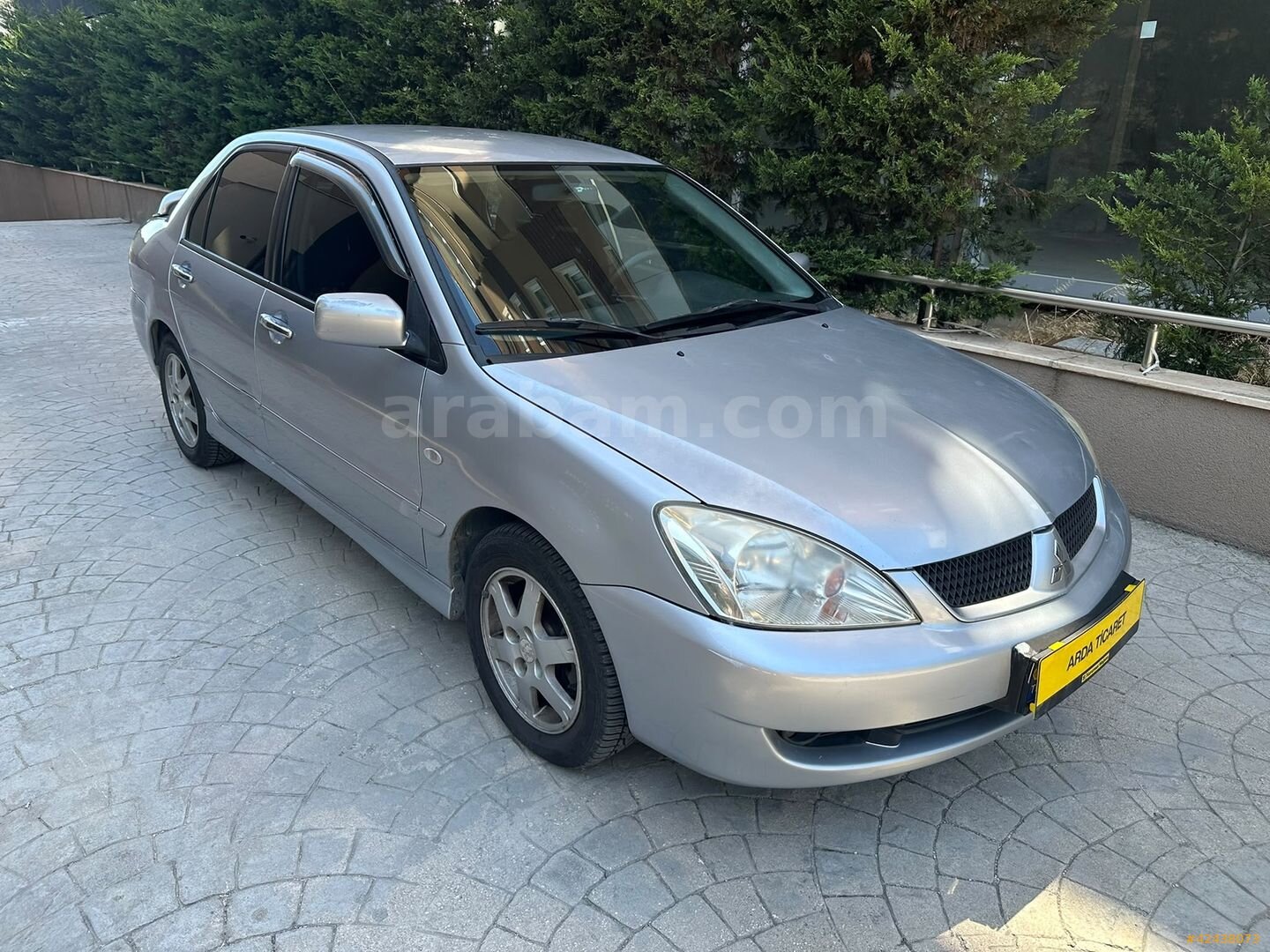 Galeriden Mitsubishi Lancer 1.6 Invite 2006 Model Bursa 254.000 km Gri 3