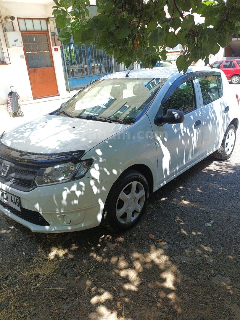 Sahibinden Dacia Sandero 1.2 Ambiance 2013 Model Tekirdağ 263.000 km Beyaz 1