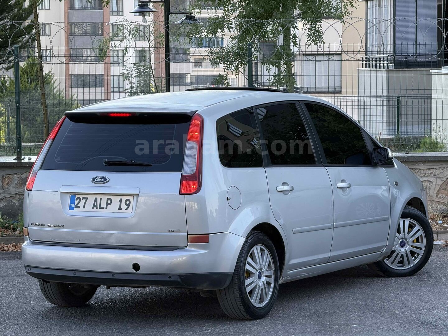 Galeriden Ford C-Max 1.6 TDCi Ghia 2006 Model Gaziantep 328.000 km Gri (Gümüş) 6