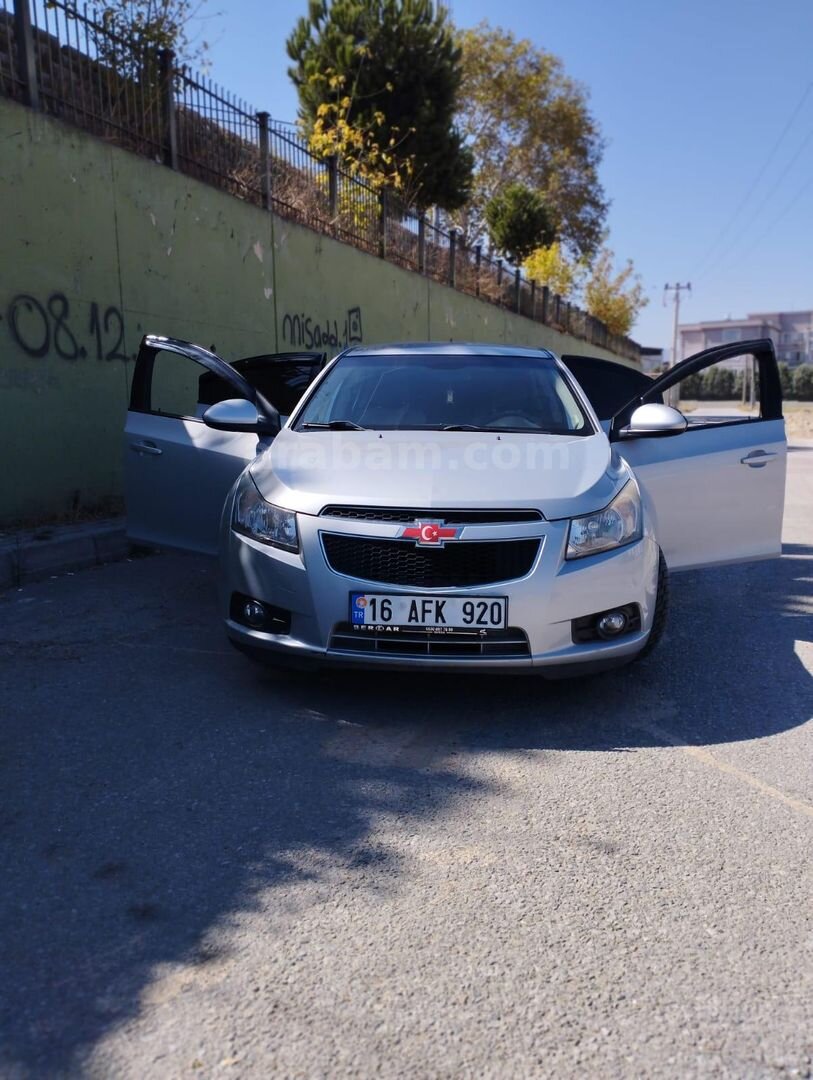 Sahibinden Chevrolet Cruze 1.6 LS 2009 Model Bursa 199.999 km Gri (Gümüş) 2