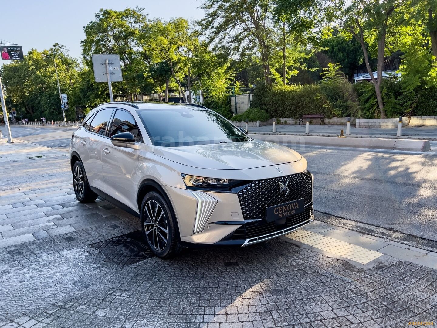 CENOVA MOTORS 2025 DS7 ETOİLE 1.5 BLUEHDI BOYASIZ 3