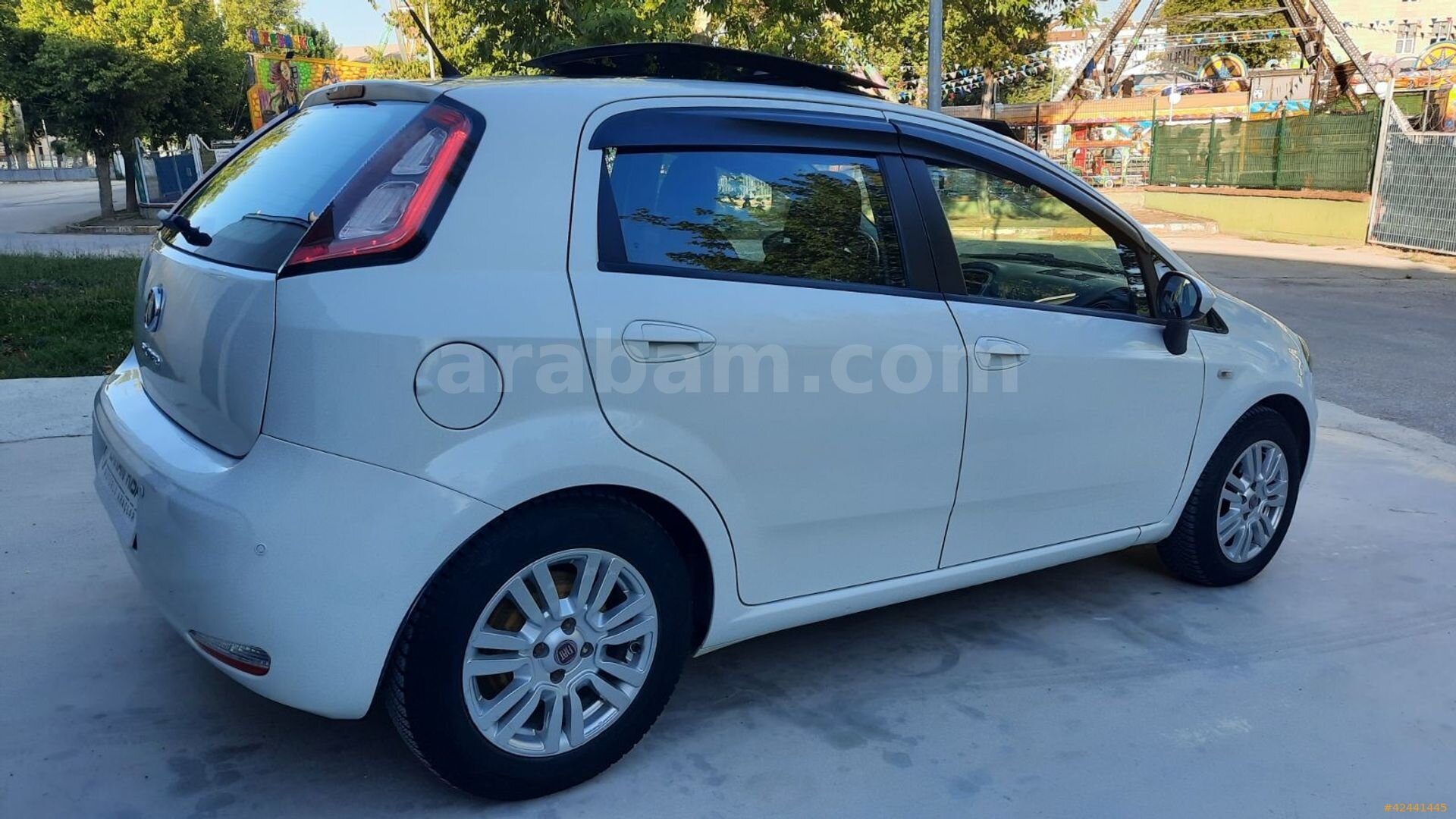 Galeriden Fiat Punto 1.3 Multijet Easy 2012 Model Bursa 152.500 km Beyaz 6