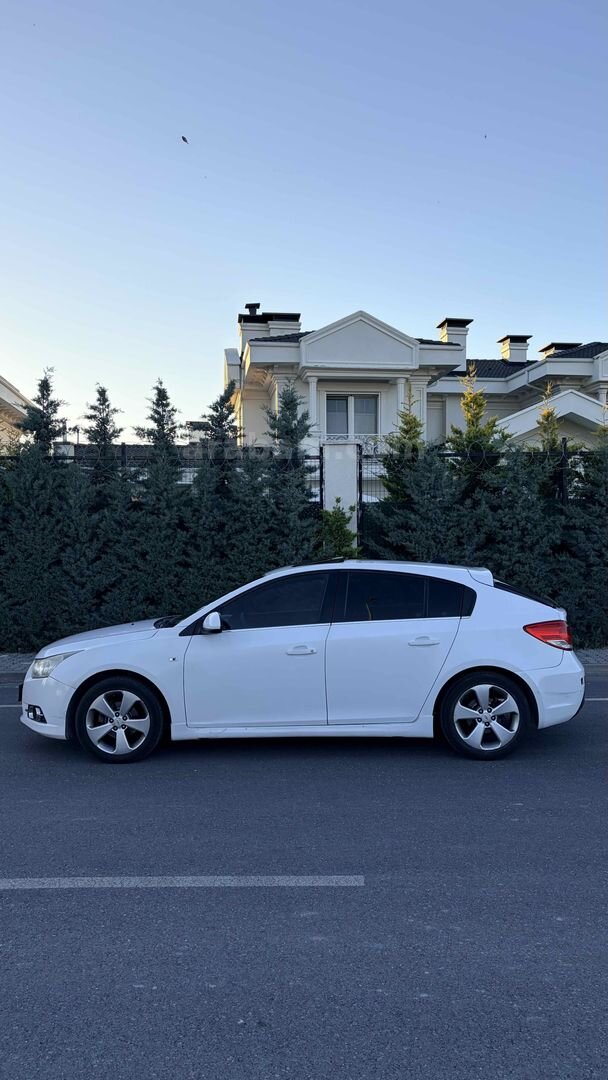 Sahibinden Chevrolet Cruze 1.6 WTCC Edition Plus 2012 Model Kayseri 194.500 km Beyaz 5