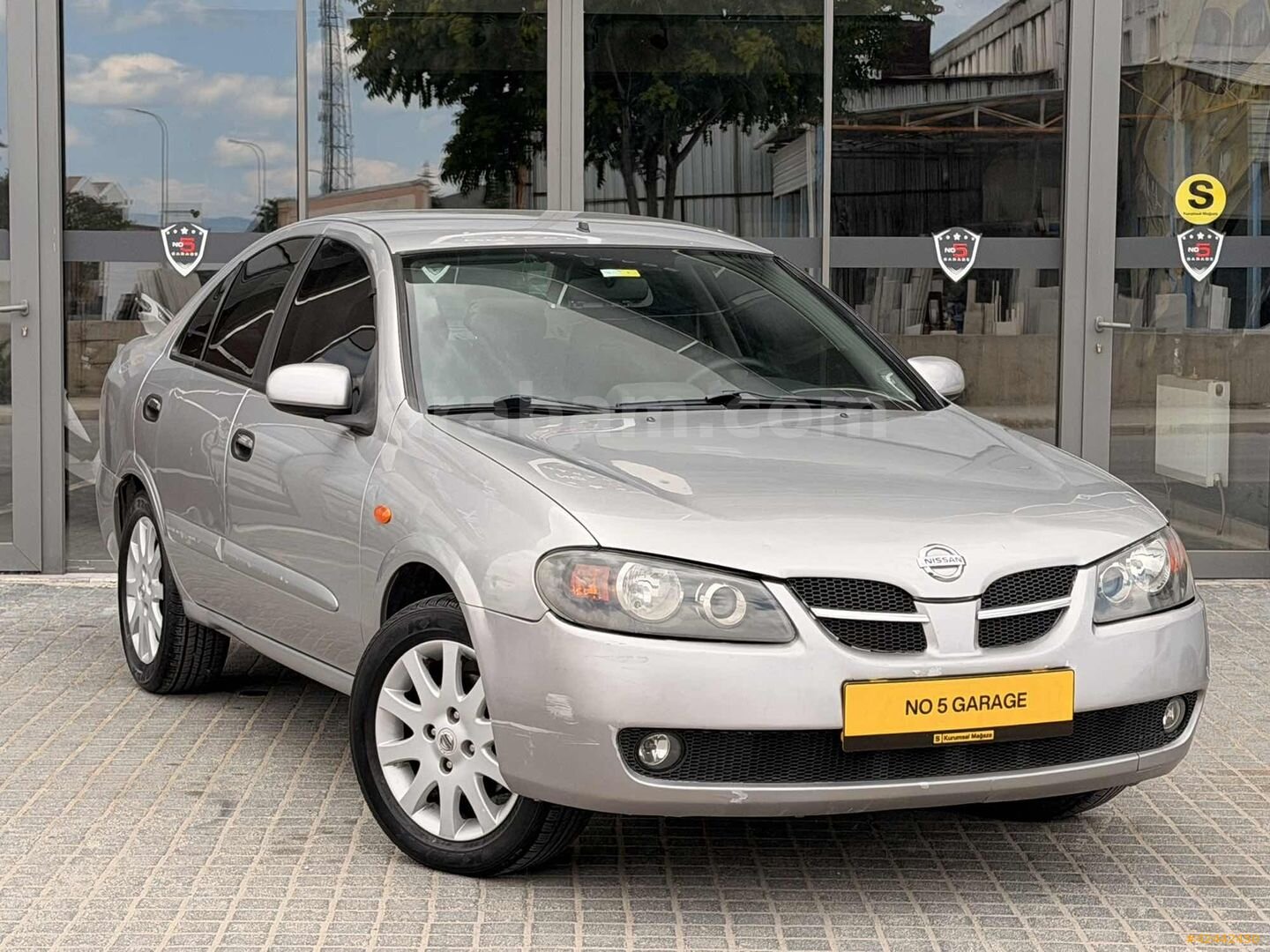Galeriden Nissan Almera 1.5 Tekna 2005 Model Eskişehir 258.000 km Gri 5
