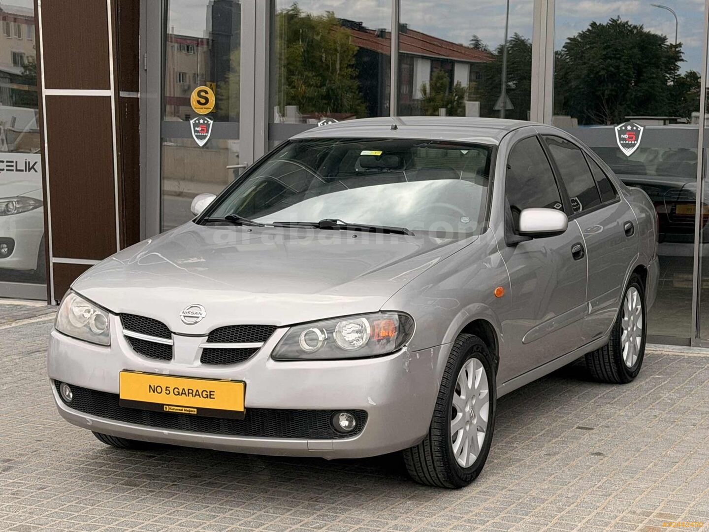 Galeriden Nissan Almera 1.5 Tekna 2005 Model Eskişehir 258.000 km Gri 2