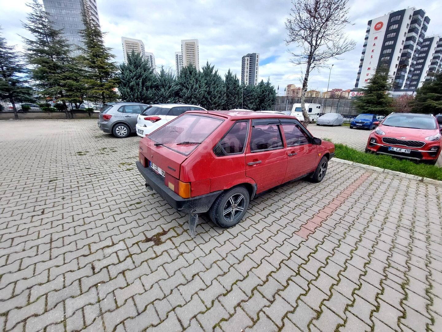 Sahibinden Lada Samara 1.5 1991 Model Ankara 35.000 km Kırmızı 5