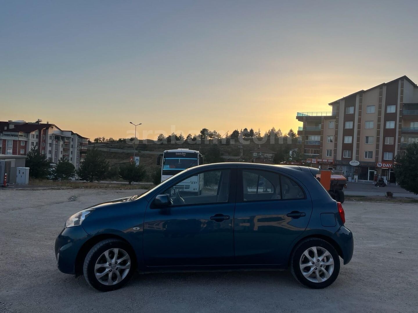 Galeriden Nissan Micra 1.2 Match 2018 Model İstanbul 104.000 km Mavi (metalik) 2