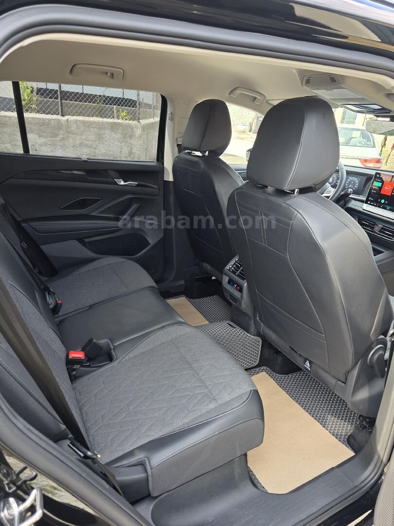 Sahibinden Volkswagen Tayron 1.5 e-TSI Life 2025 Model Ankara 12.630 km Siyah 7