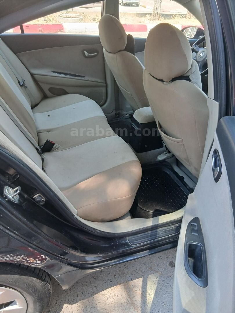 Sahibinden Nissan Primera 1.6 Visia 2004 Model Antalya 316.000 km Siyah 5