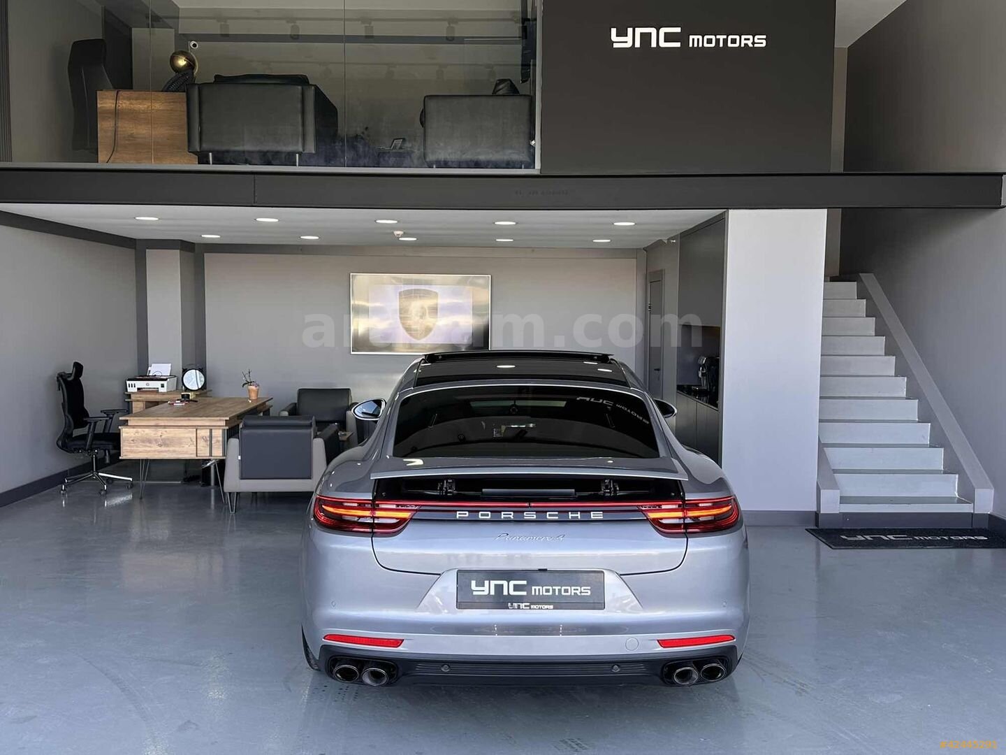 Galeriden Porsche Panamera 2020 Model İstanbul 64.000 km Gri 5
