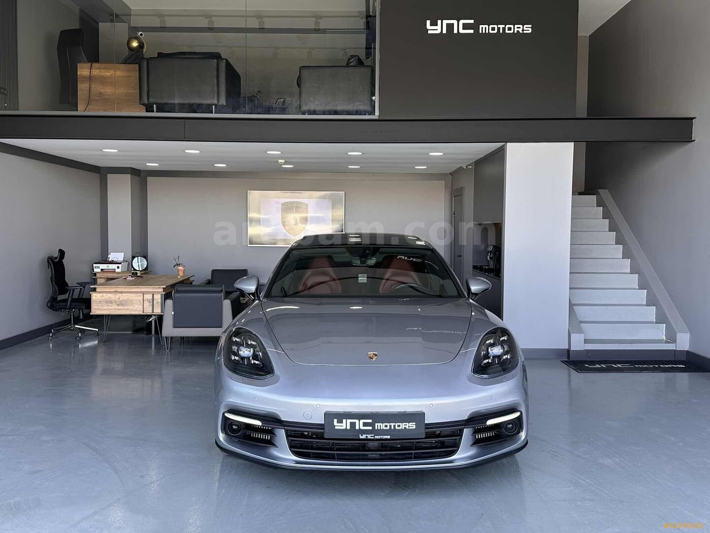 Galeriden Porsche Panamera 2020 Model İstanbul 64.000 km Gri 2