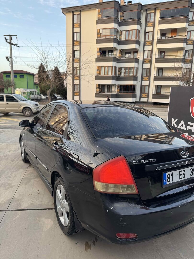 Sahibinden Kia Cerato 1.6 EX Advance 2007 Model Düzce 283.000 km Siyah 5