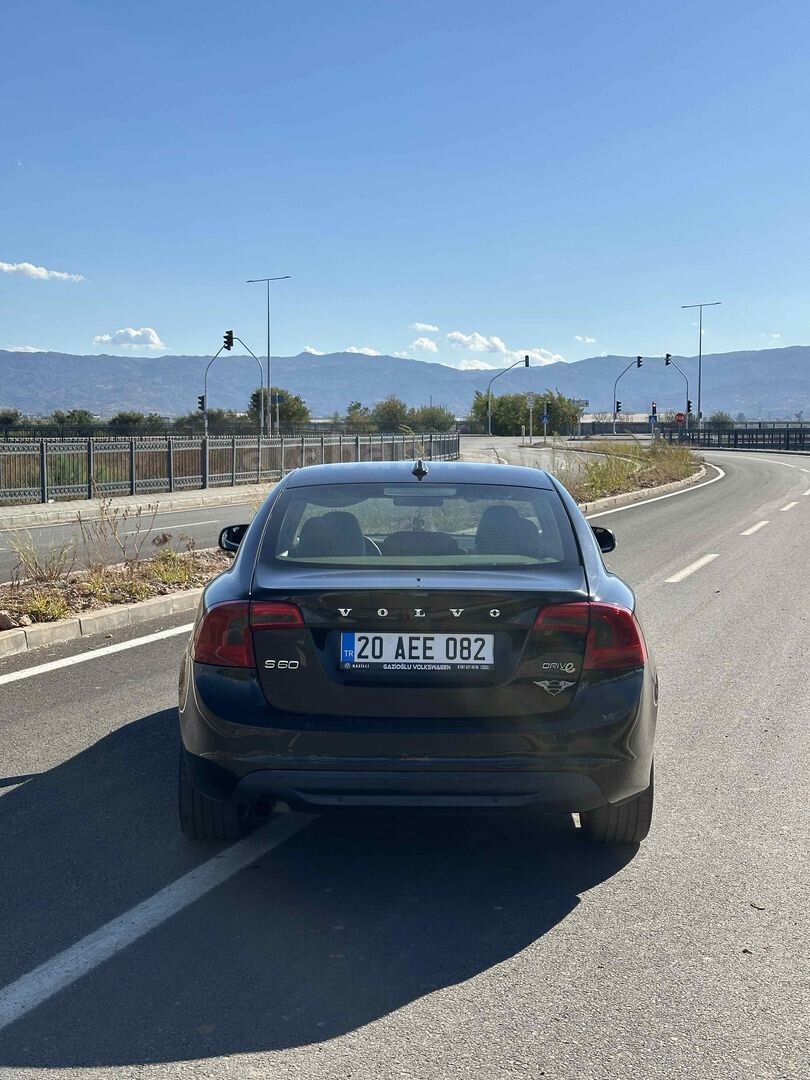 Sahibinden Volvo S60 1.6 D Premium 2012 Model Aydın 228.000 km Siyah 6