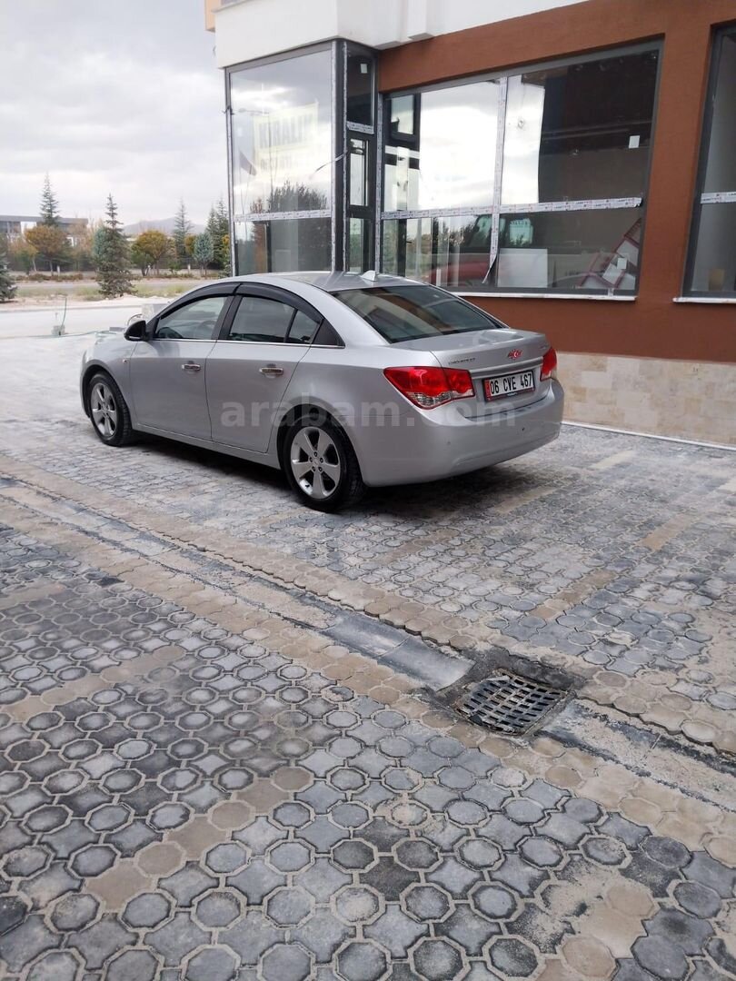 Sahibinden Chevrolet Cruze 1.6 LS 2010 Model Konya 230.000 km Gri (Gümüş) 4