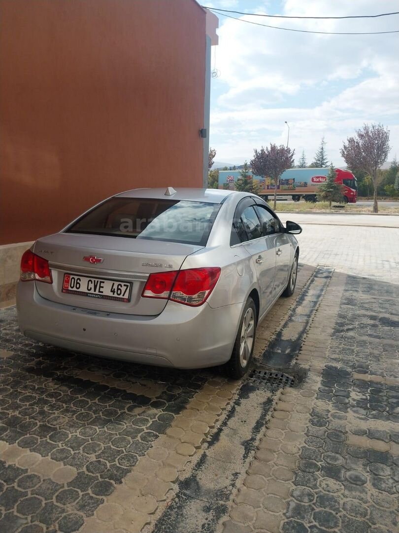 Sahibinden Chevrolet Cruze 1.6 LS 2010 Model Konya 230.000 km Gri (Gümüş) 6