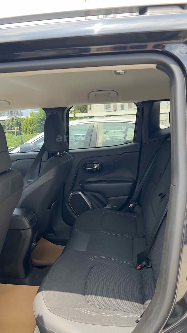 Sahibinden Jeep Renegade 1.6 MultiJet Limited 2018 Model Mersin 47.000 km Siyah 7