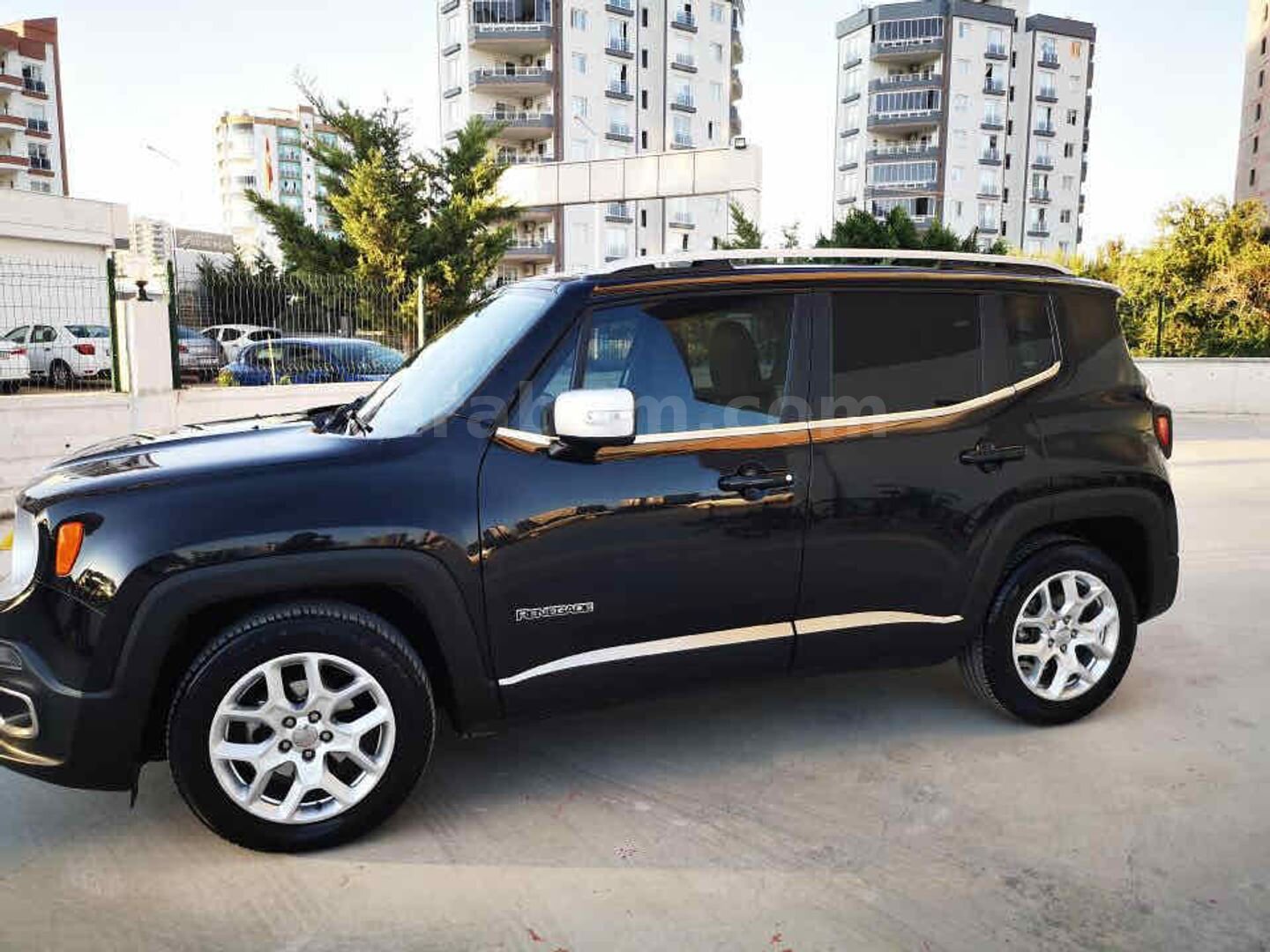 Sahibinden Jeep Renegade 1.6 MultiJet Limited 2018 Model Mersin 47.000 km Siyah 3