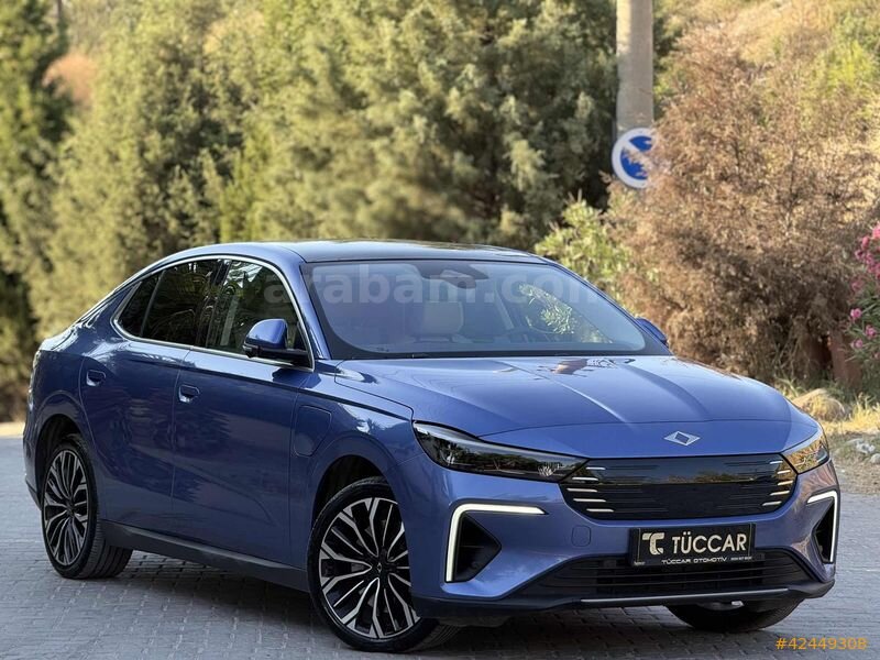 Galeriden TOGG T10F V2 Uzun Menzil 2025 Model İzmir 13.000 km Mavi