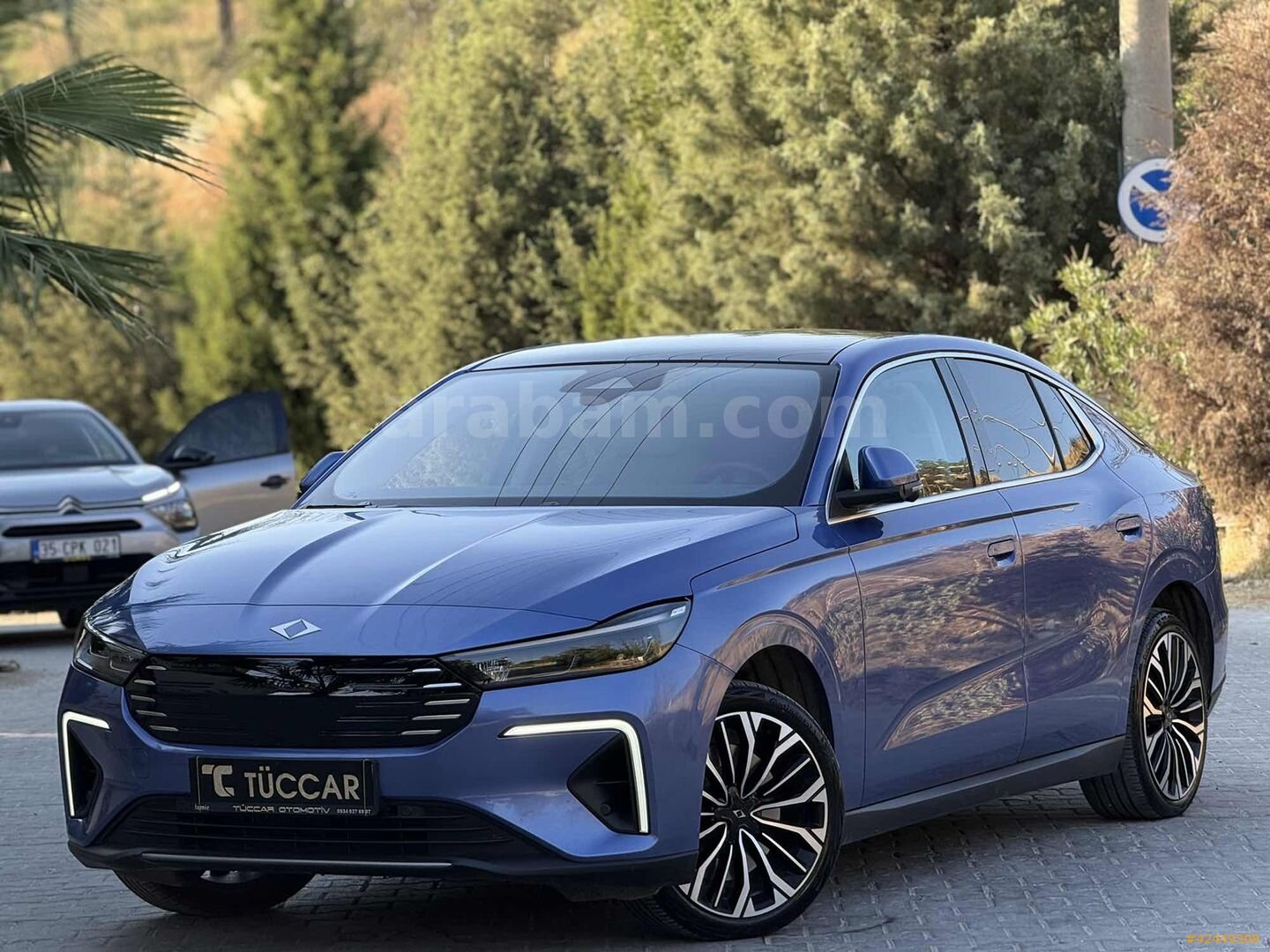 Galeriden TOGG T10F V2 Uzun Menzil 2025 Model İzmir 13.000 km Mavi 3