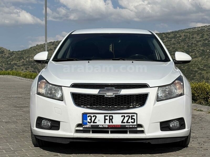 Sahibinden Chevrolet Cruze 1.6 LS 2011 Model Isparta 176.000 km Beyaz