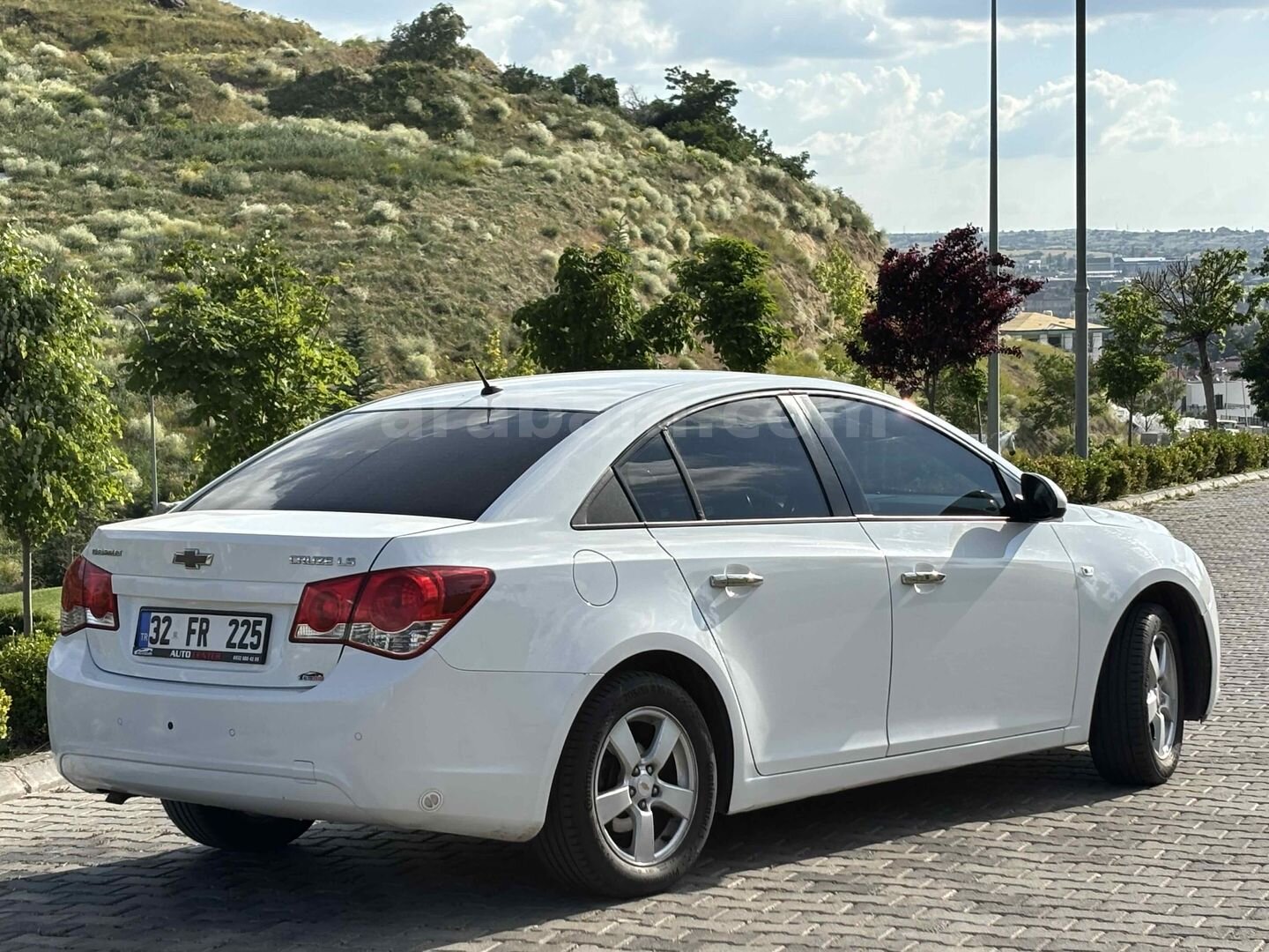 Sahibinden Chevrolet Cruze 1.6 LS 2011 Model Isparta 176.000 km Beyaz 6