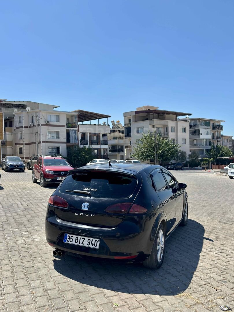 Sahibinden Seat Leon 1.6 Reference 2006 Model İzmir 317.500 km Siyah 3