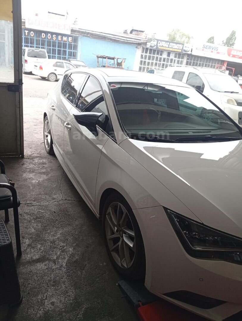 Sahibinden Seat Leon 1.6 TDI Style 2016 Model Kars 200.000 km Beyaz 4