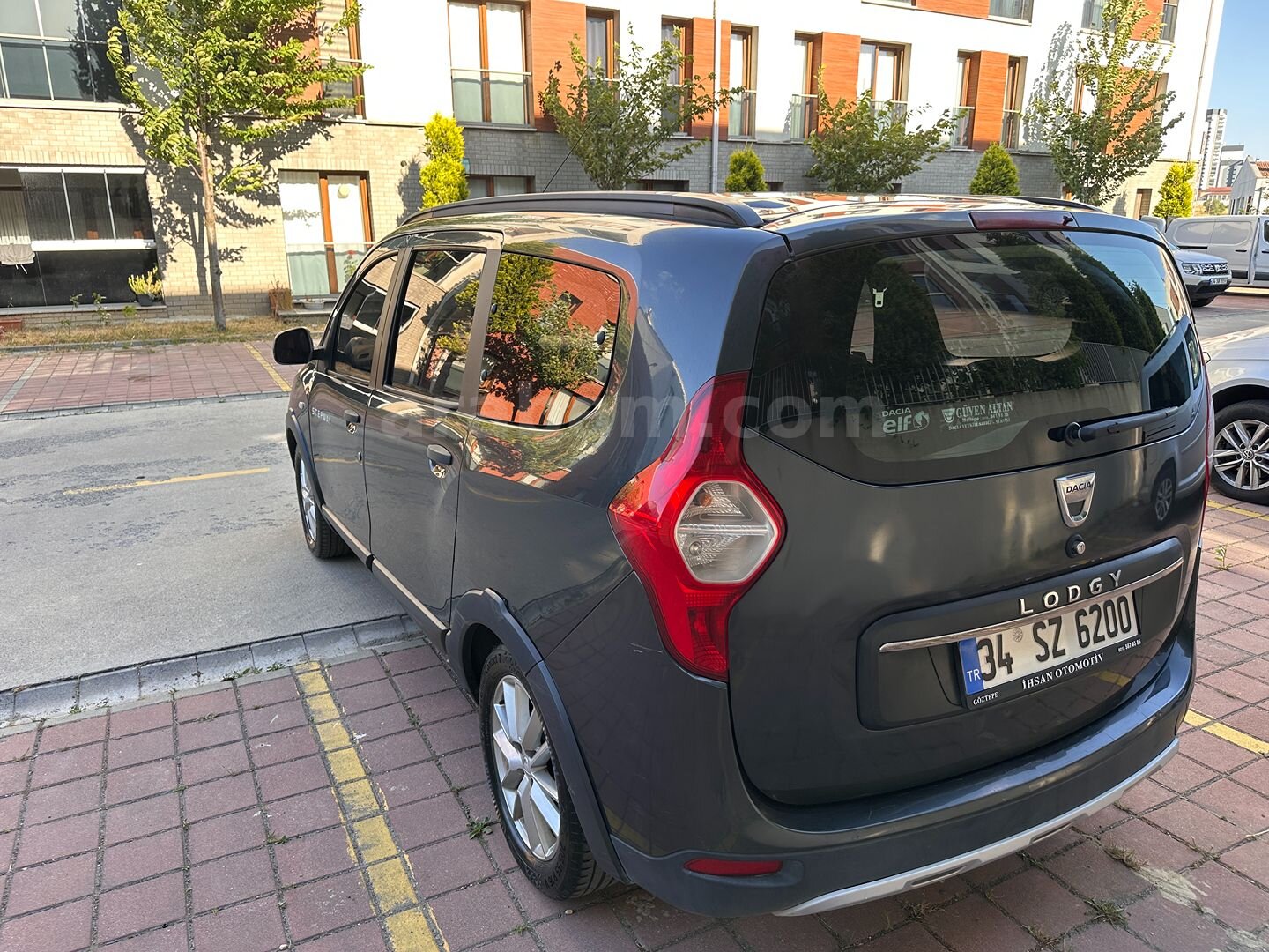 Sahibinden Dacia Lodgy 1.5 dCi Stepway 2017 Model İstanbul 226.000 km Füme 7