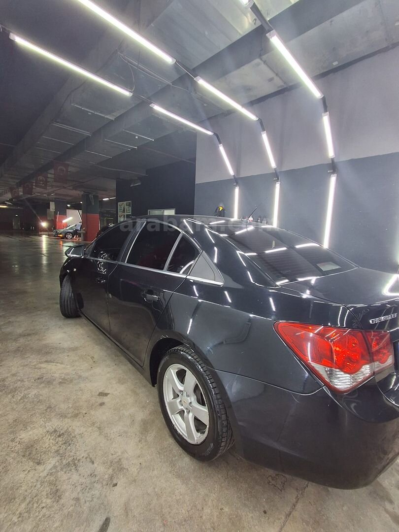 Sahibinden Chevrolet Cruze 1.6 LS Plus 2011 Model Erzurum 180.000 km Siyah 3