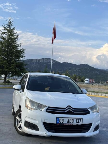 Sahibinden Citroen C4 1.4 VTi Attraction 2012 Model Antalya 299.000 km Beyaz