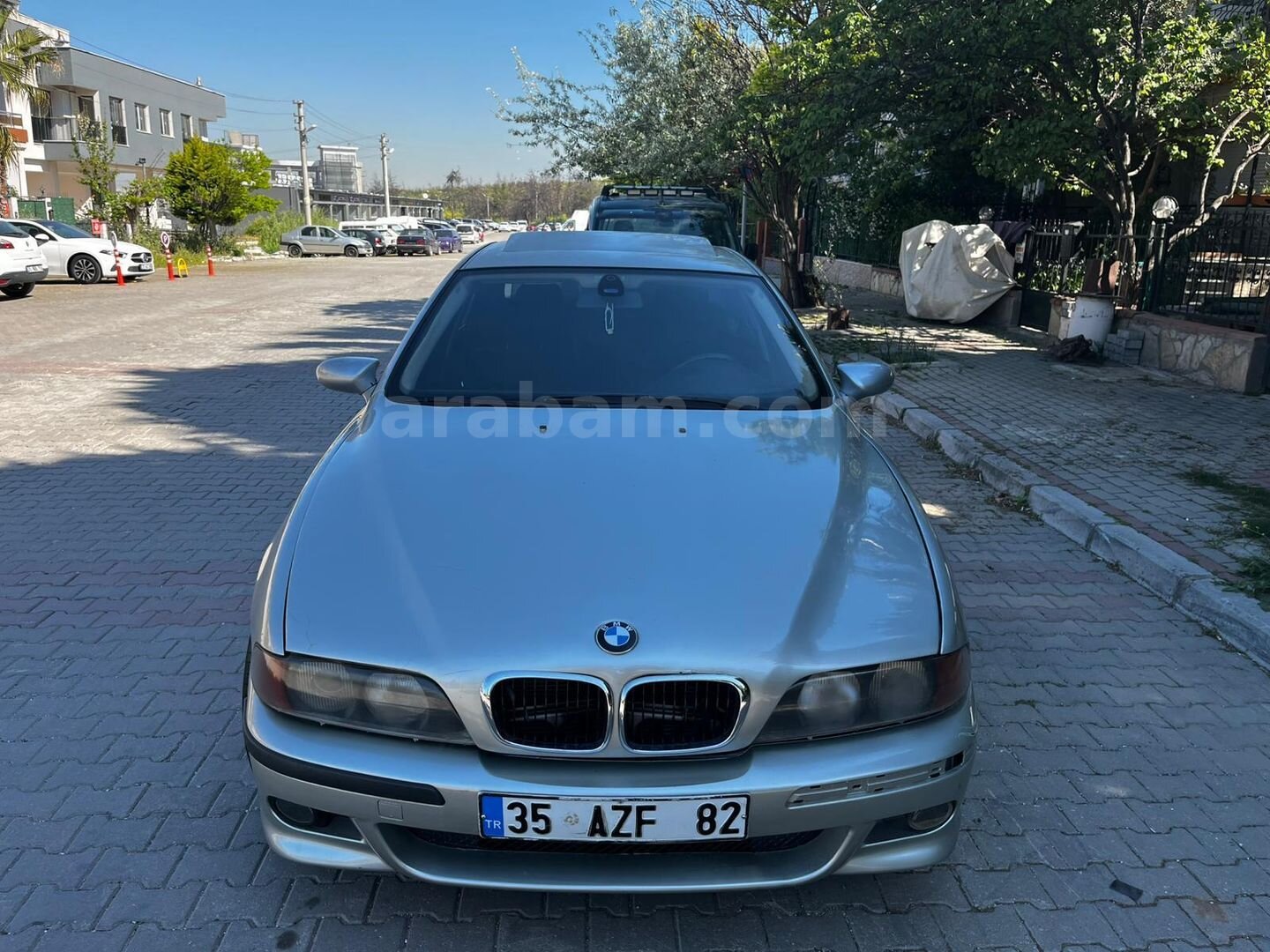 Galeriden BMW 5 Serisi 520i Standart 1998 Model İzmir 179.000 km Gri (Gümüş) 2