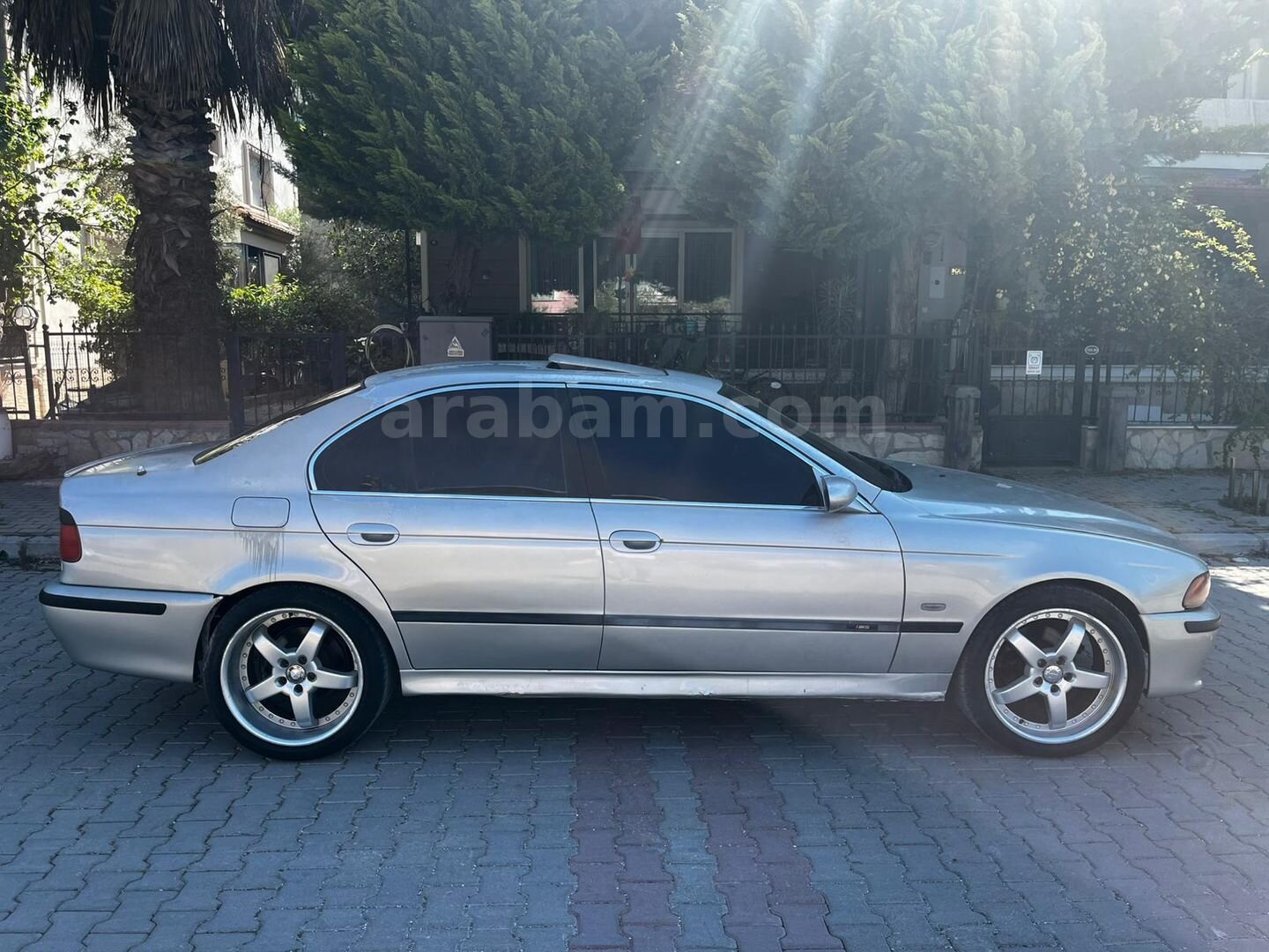Galeriden BMW 5 Serisi 520i Standart 1998 Model İzmir 179.000 km Gri (Gümüş) 7