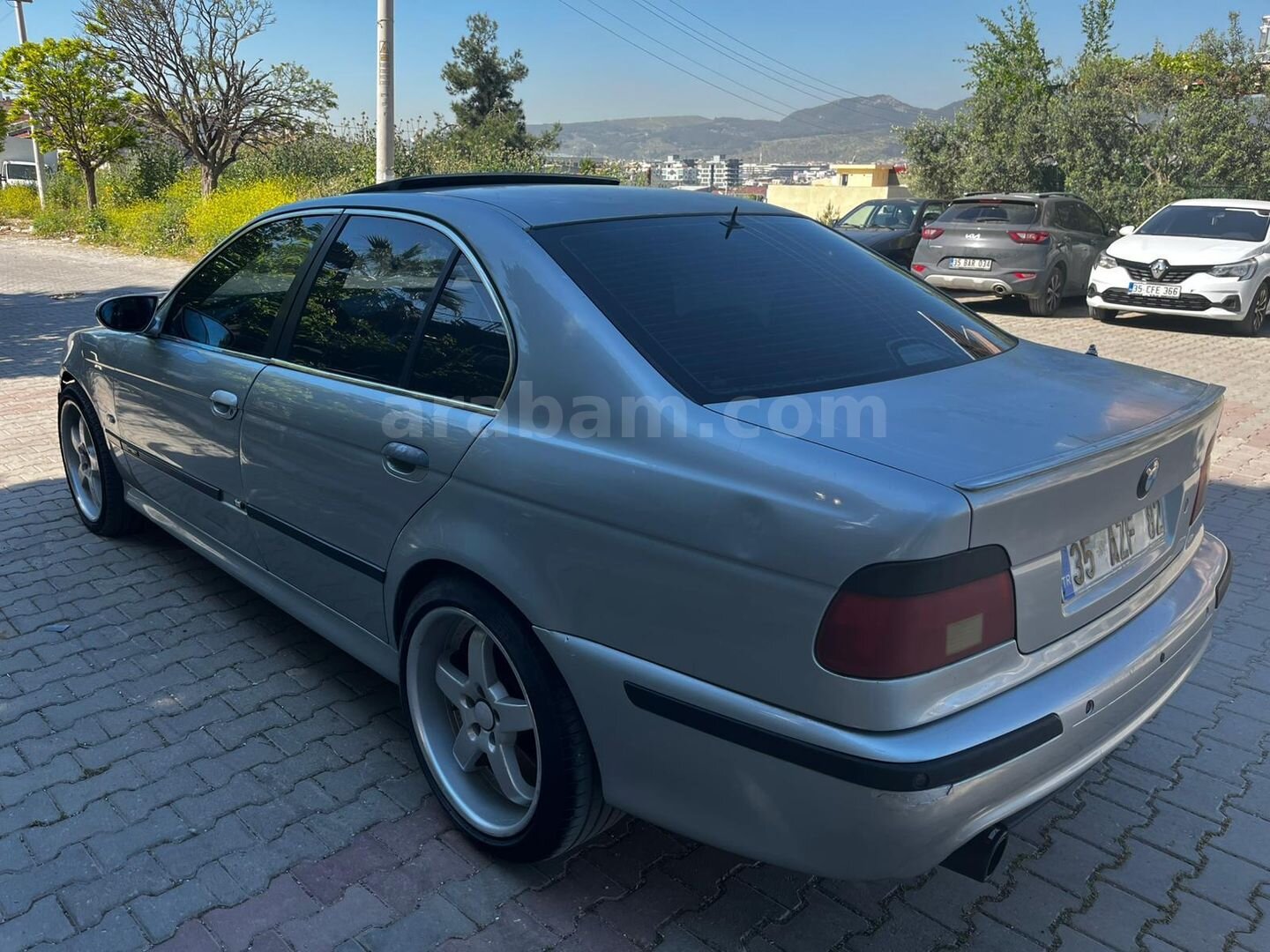 Galeriden BMW 5 Serisi 520i Standart 1998 Model İzmir 179.000 km Gri (Gümüş) 6